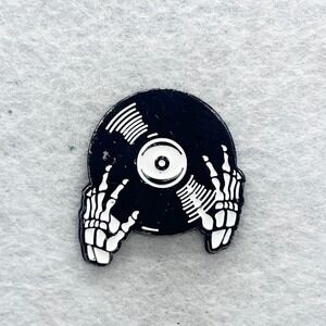 🔮 5/$25 Skeleton Hands on Vinyl Record Pin